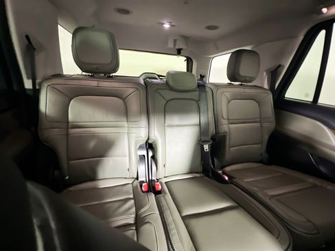 Used 2024 Lincoln Navigator Black Label AWD/4WD image 32