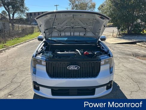 New 2026 Ford Maverick Lobo image 17