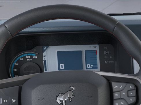 New 2025 Ford Bronco Heritage Edition AWD/4WD image 13