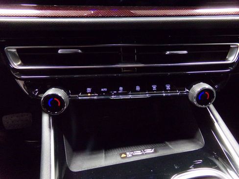 New 2026 Chevrolet Traverse Z71 w/ Enhanced Driving Package image 20