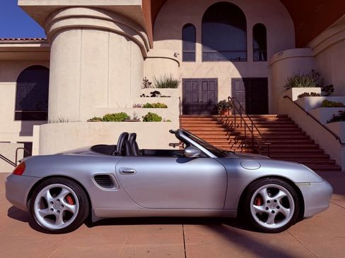 Used 2002 Porsche Boxster S image 10