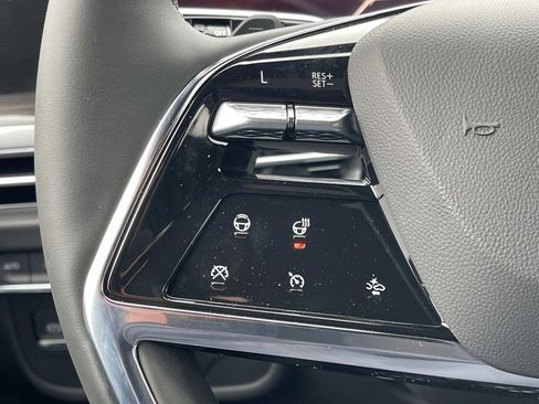 New 2026 Cadillac Escalade Luxury w/ Touring Package image 34