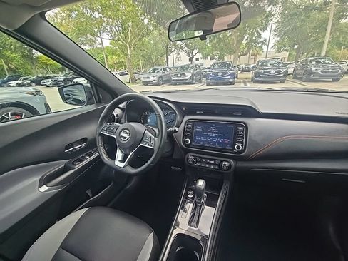 Used 2023 Nissan Kicks SR w/ SR Premium Package FWD image 35