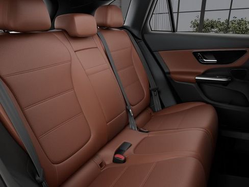 New 2026 Mercedes-Benz GLC 300 image 40