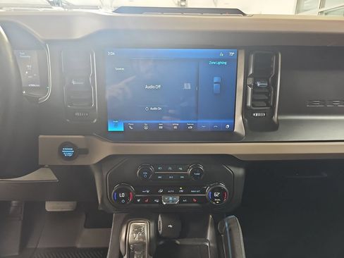 Used 2023 Ford Bronco Wildtrak AWD/4WD image 25