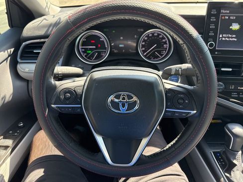 Used 2024 Toyota Camry XLE image 23