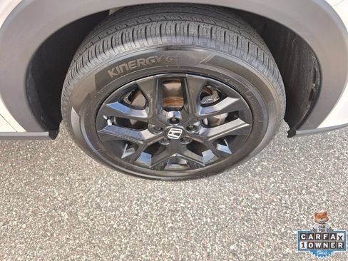 Used 2025 Honda HR-V Sport image 10