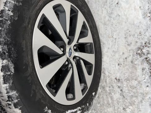 Used 2023 Subaru Outback Premium image 10