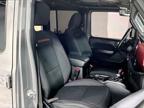 Used 2021 Jeep Wrangler Unlimited Rubicon AWD/4WD image 9