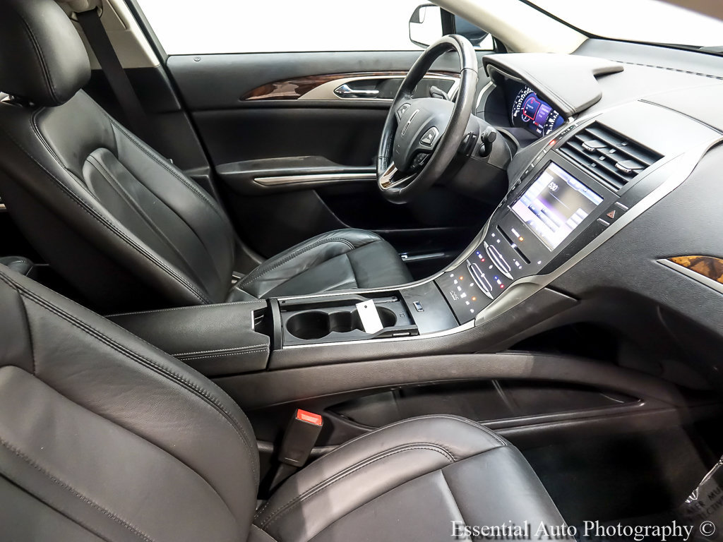 Used 2013 Lincoln MKZ FWD image 23