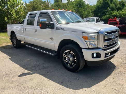 Used 2016 Ford F250 Platinum AWD/4WD image 3