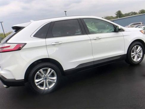 Used 2020 Ford Edge SEL image 3