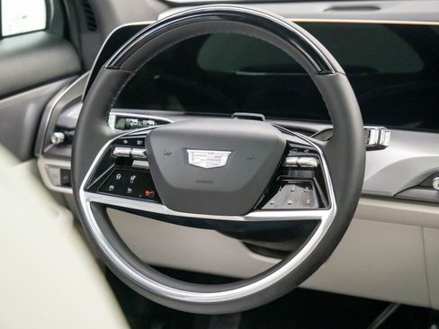 New 2026 Cadillac Vistiq Sport w/ LPO, Floor Liner Package image 10