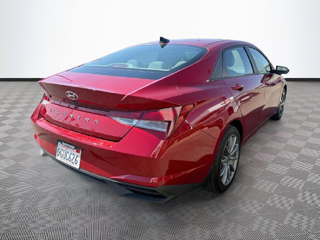 Used 2023 Hyundai Elantra SEL w/ Convenience Package FWD image 7