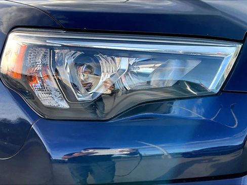 Used 2022 Toyota 4Runner TRD Sport w/ Technology Package image 28