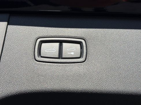 New 2026 Porsche Cayenne S image 15