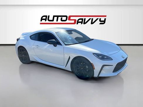 Used 2023 Toyota GR86 Premium w/ ALL Weather Mat Package (TMS) image 1