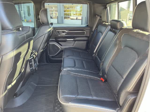 Used 2022 RAM 1500 Laramie w/ Sport Appearance Package AWD/4WD image 16