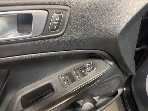 Used 2019 Ford EcoSport SE w/ SE Convenience Package AWD/4WD image 24