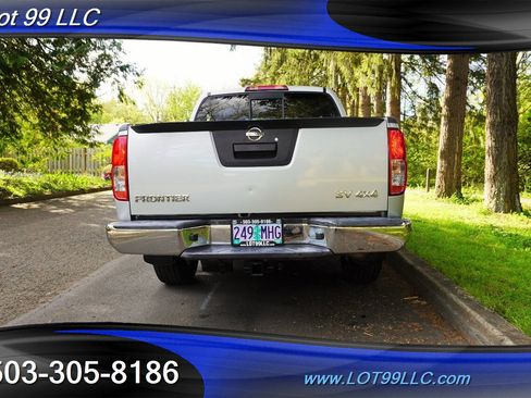 Used 2016 Nissan Frontier SV AWD/4WD image 10