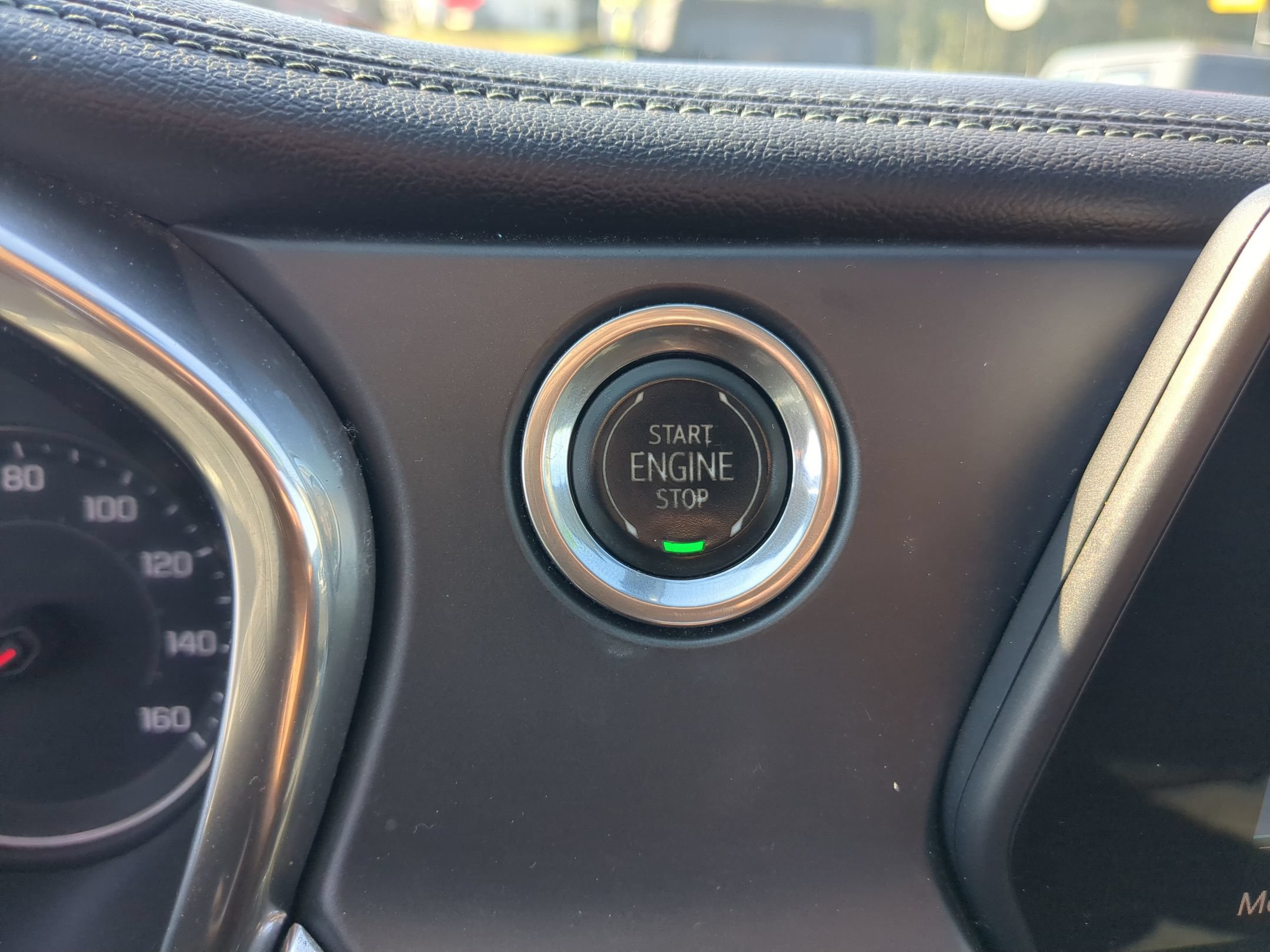 Used 2019 Chevrolet Blazer LT FWD image 22