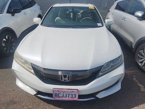 Used 2017 Honda Accord EX-L image 2