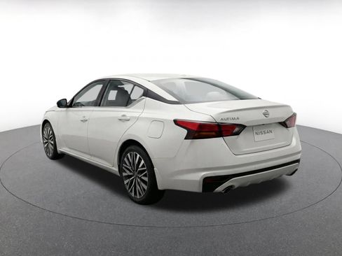 Used 2026 Nissan Altima 2.5 SV FWD image 6