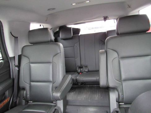 Used 2019 Chevrolet Tahoe Premier image 17