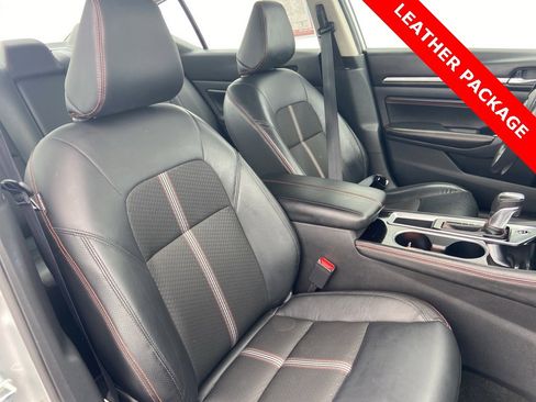 Used 2023 Nissan Altima 2.5 SR image 4