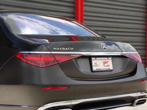 Used 2024 Mercedes-Benz Maybach S 580 4MATIC image 16