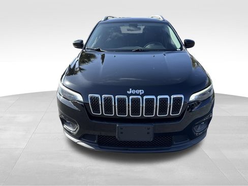 Used 2019 Jeep Cherokee Latitude Plus w/ Cold Weather Group image 10