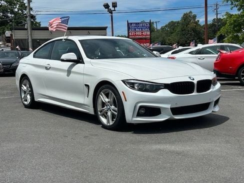 Used 2019 BMW 440i Coupe w/ M Sport Package RWD image 3