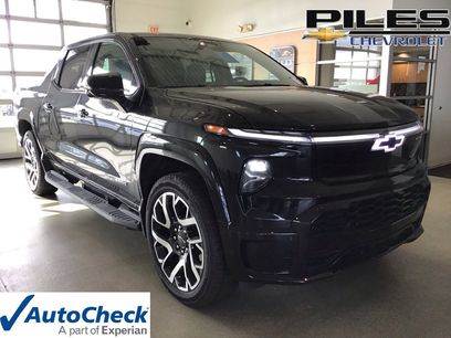 Used 2025 Chevrolet Silverado EV RST