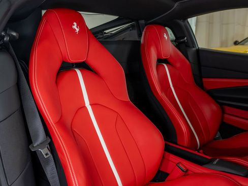 Certified 2022 Ferrari F8 Tributo RWD image 14