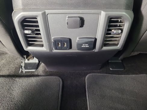 Used 2018 Ford F150 XLT w/ Equipment Group 302A Luxury AWD/4WD image 16