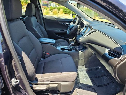 Used 2023 Chevrolet Malibu LT FWD image 28
