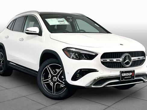 New 2026 Mercedes-Benz GLA 250 4MATIC image 2