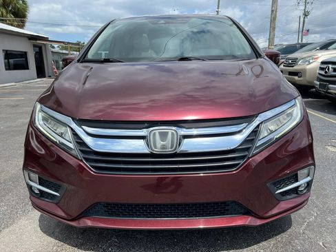 Used 2019 Honda Odyssey Elite image 3