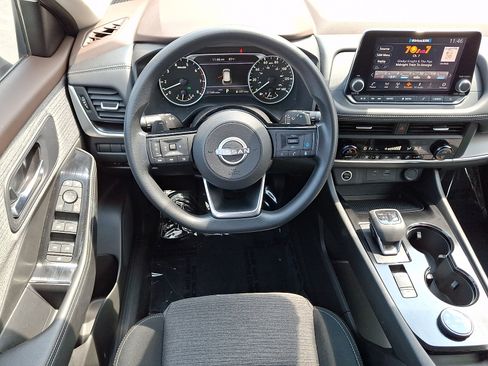 Certified 2023 Nissan Rogue SV AWD/4WD image 11