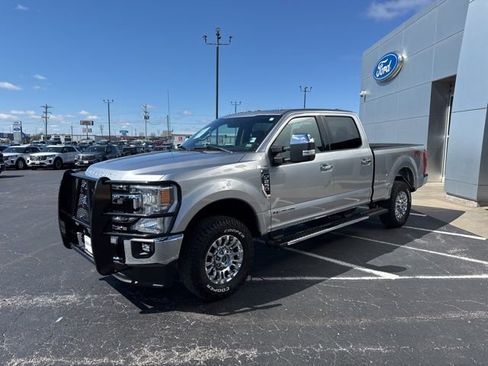 Used 2021 Ford F250 XLT w/ XLT Premium Package image 2