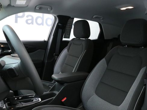 Certified 2025 Chevrolet TrailBlazer LS w/ LS Convenience Package image 24