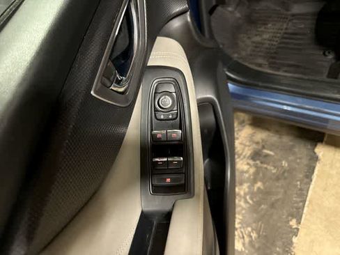 Used 2020 Subaru Forester Limited AWD/4WD image 22