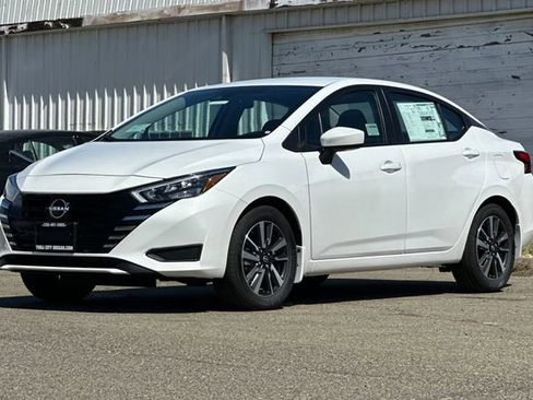 New 2025 Nissan Versa SV w/ Trunk Package image 8