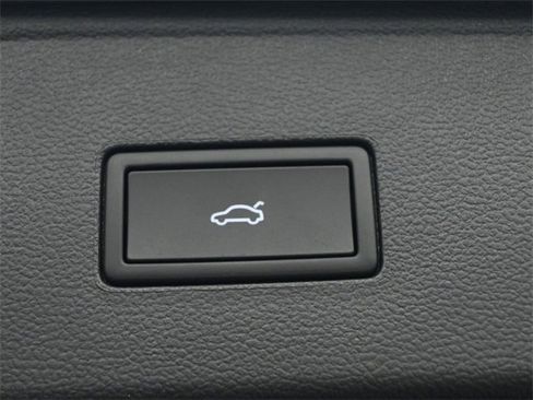 New 2026 Volkswagen Atlas SE image 29