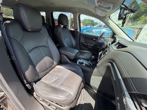 Used 2016 Chevrolet Traverse LT FWD image 26