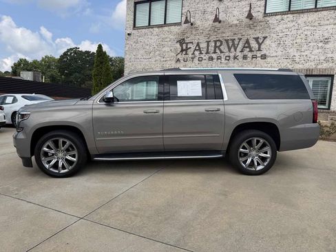 Used 2019 Chevrolet Suburban Premier RWD image 8