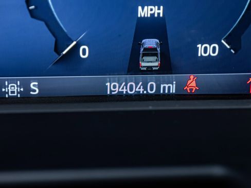 Used 2024 Ford F250 Lariat w/ Lariat Ultimate Package image 16