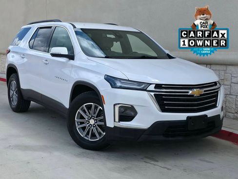 Used 2022 Chevrolet Traverse LT AWD/4WD image 1