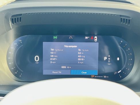 New 2026 Volvo XC60 B5 Ultra w/ Protection Package Premier AWD/4WD image 17