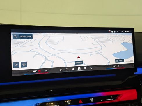 Used 2025 BMW M5 w/ Executive Package image 33